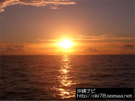 200709沖縄(西海岸)の夕日.jpg